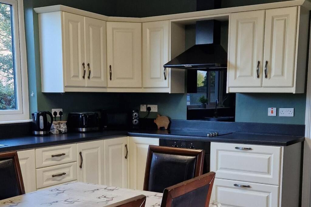 Westland Retreat - Magherafelt - Mid Ulster - Nitb Approved Villa Eksteriør billede